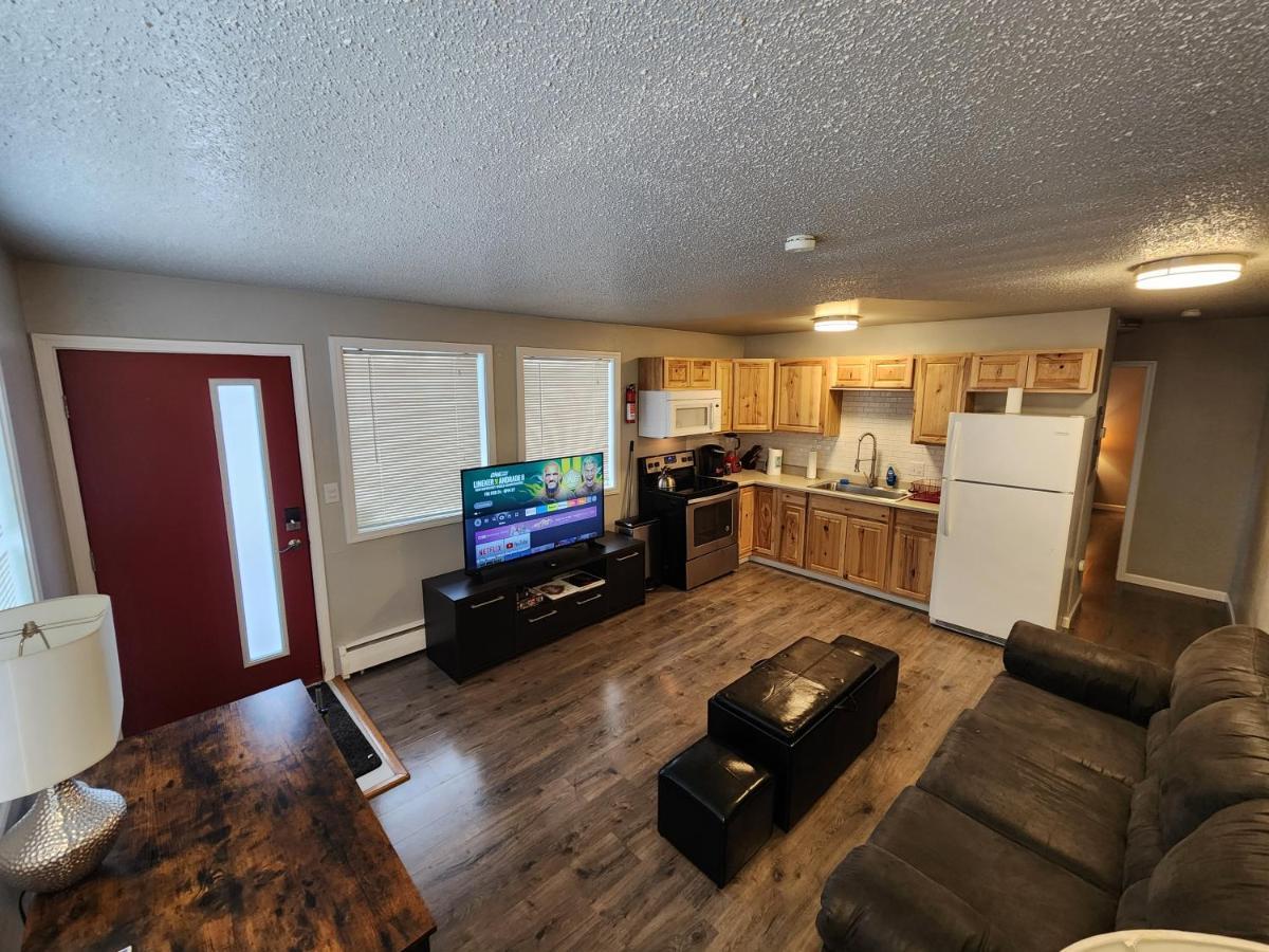 Nightshade Bnb Anchorage Exterior photo