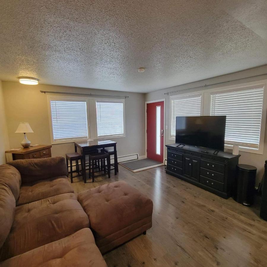 Nightshade Bnb Anchorage Exterior photo